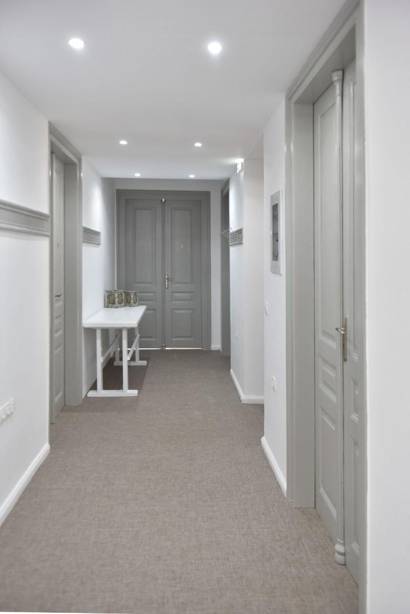 Douskos Guesthouse 이드라 외부 사진