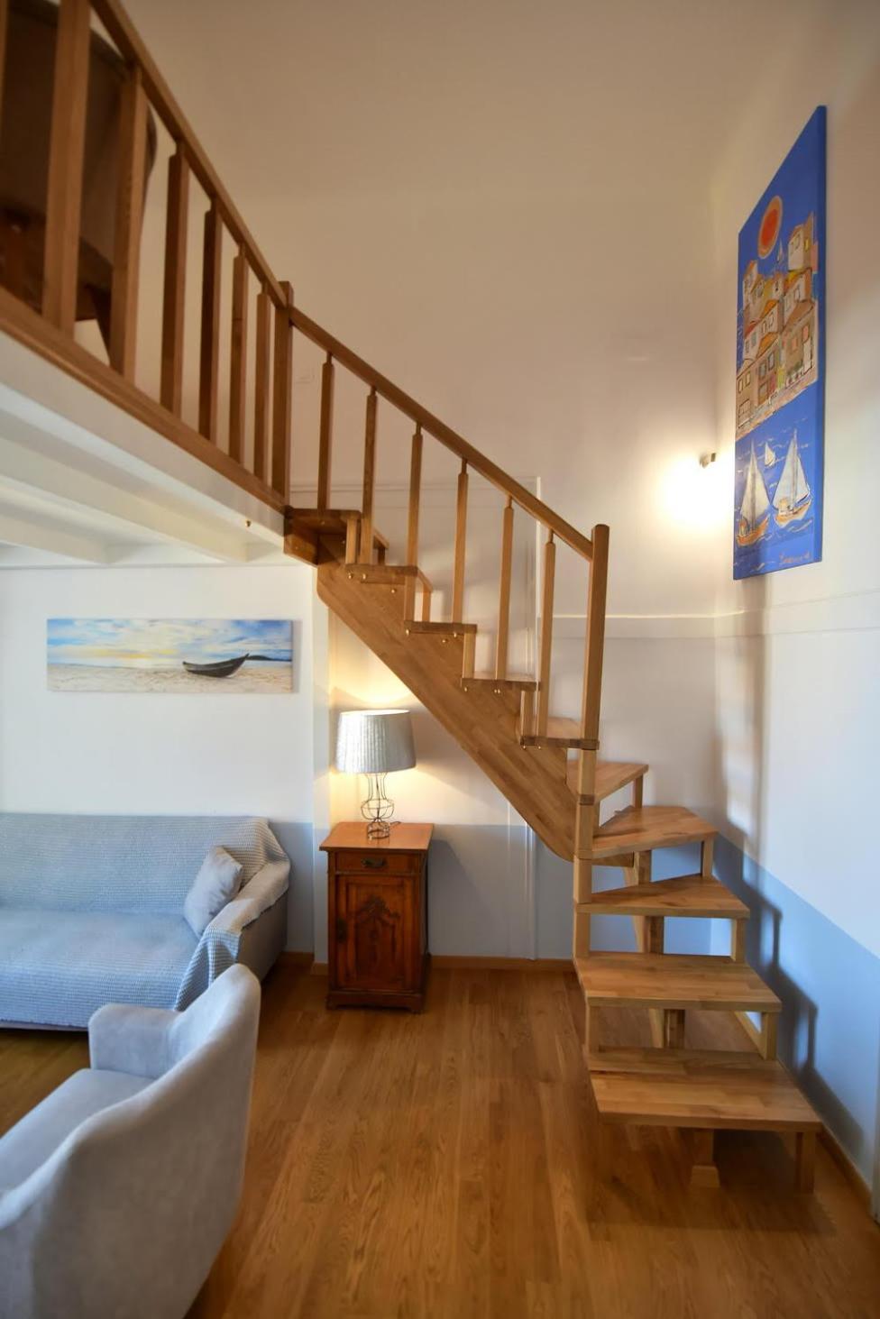 Douskos Guesthouse 이드라 외부 사진