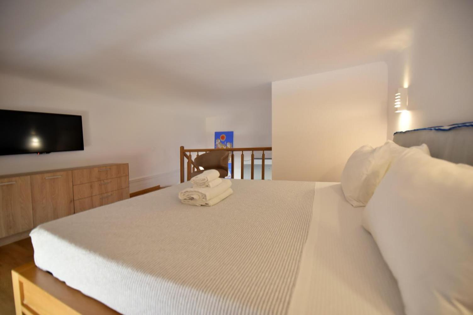Douskos Guesthouse 이드라 외부 사진