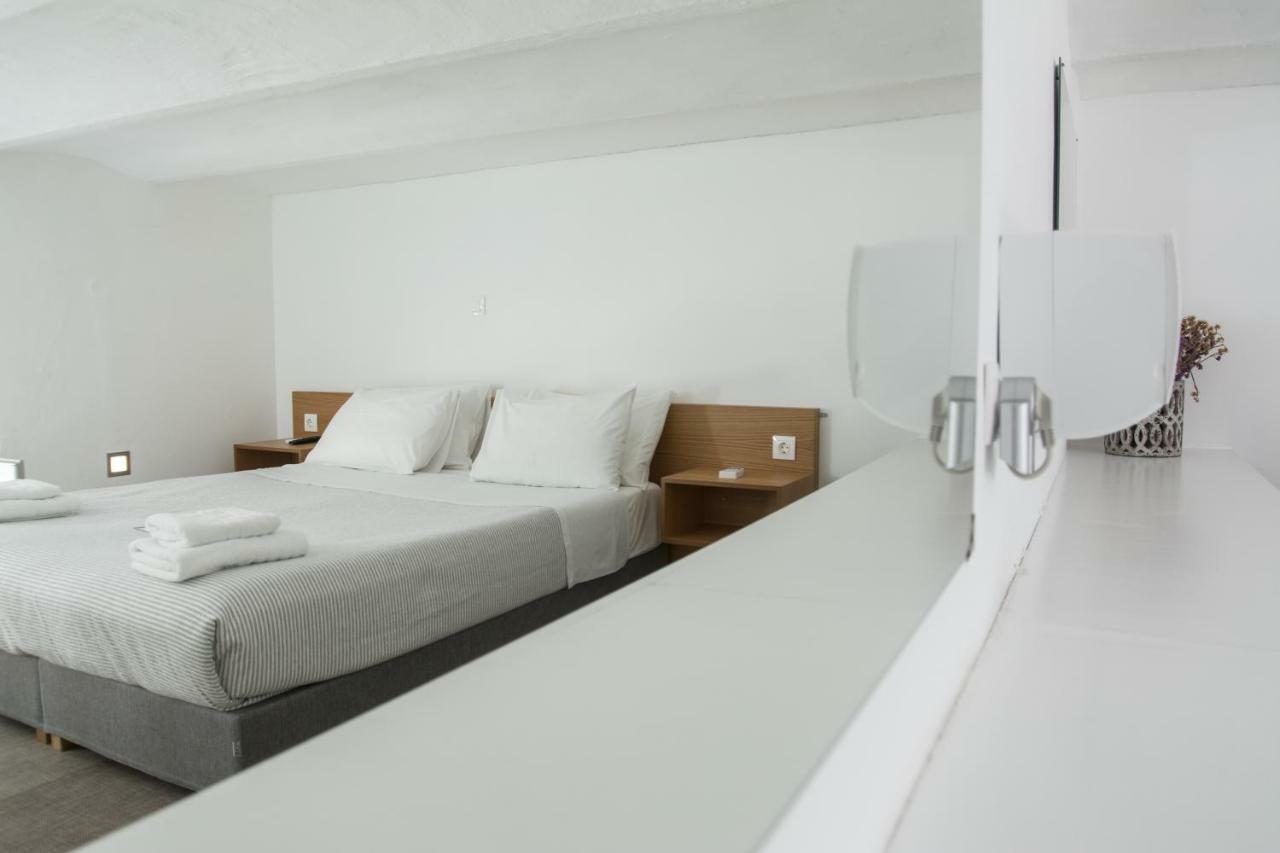 Douskos Guesthouse 이드라 외부 사진