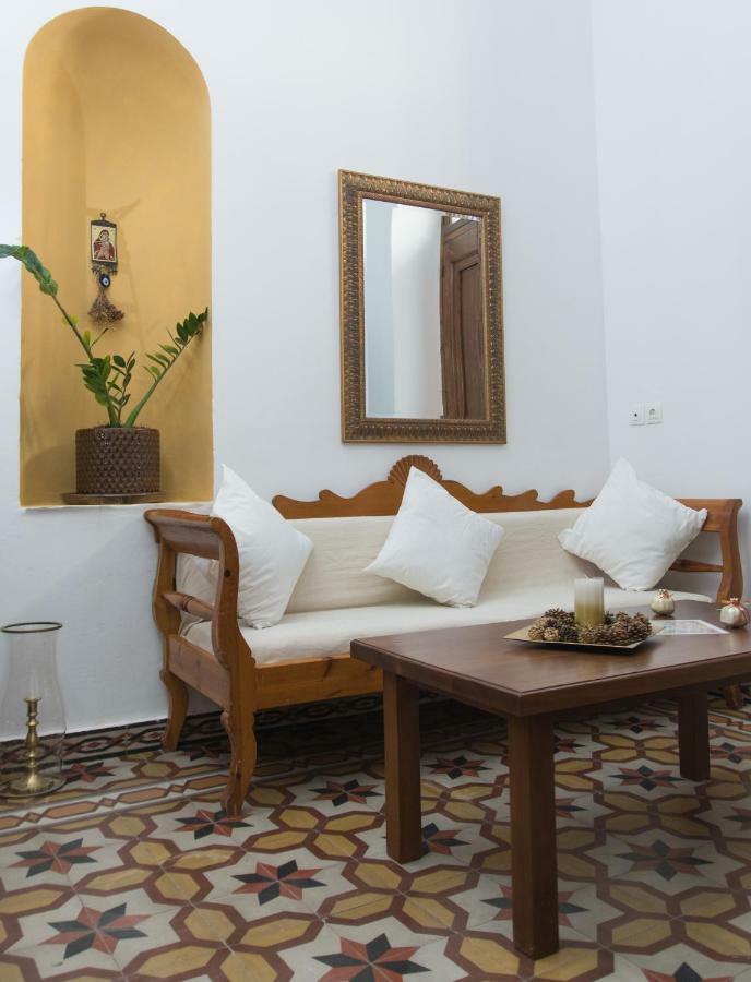 Douskos Guesthouse 이드라 외부 사진