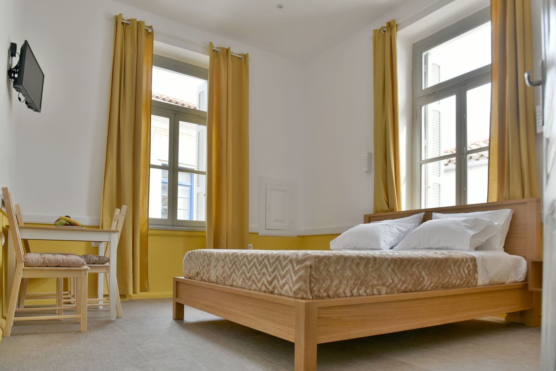 Douskos Guesthouse 이드라 외부 사진